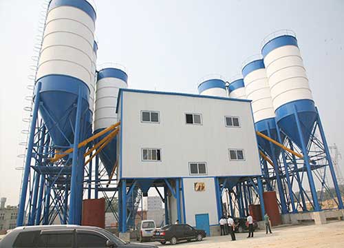 長(zhǎng)城建機(jī)大型混凝土攪拌站