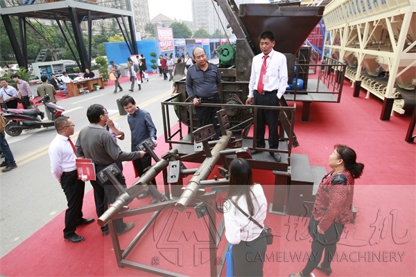 混凝土攪拌機(jī)PLC控制電路工作方式和具備功能