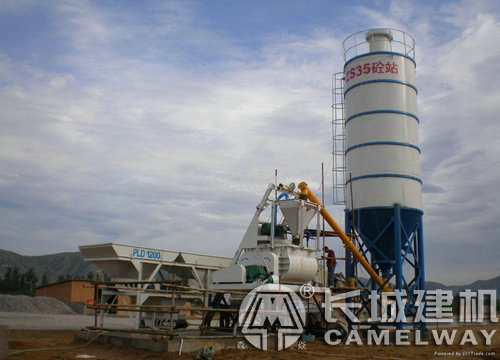 小型商品混凝土攪拌站多少錢
