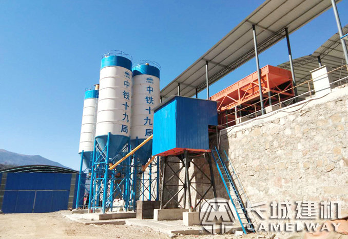 云南中鐵十九局50攪拌站