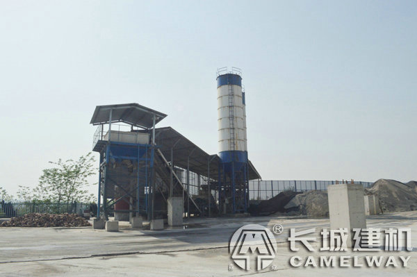 600噸每小時(shí)穩(wěn)定土拌合站設(shè)備