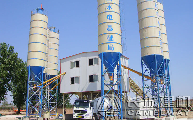 兩方的商砼攪拌站多少錢，用什么型號(hào)主機(jī)