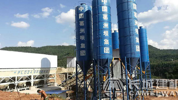 HZS90混凝土攪拌機械設(shè)備