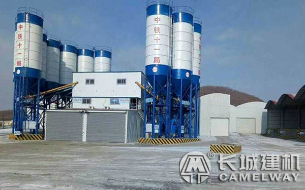 水泥穩(wěn)定土攪拌站
