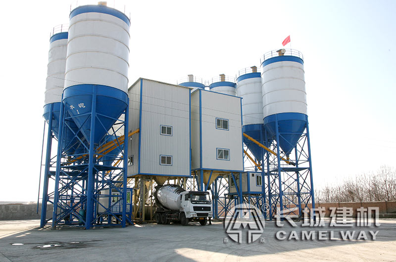 混凝土攪拌站生產(chǎn)線實(shí)景圖