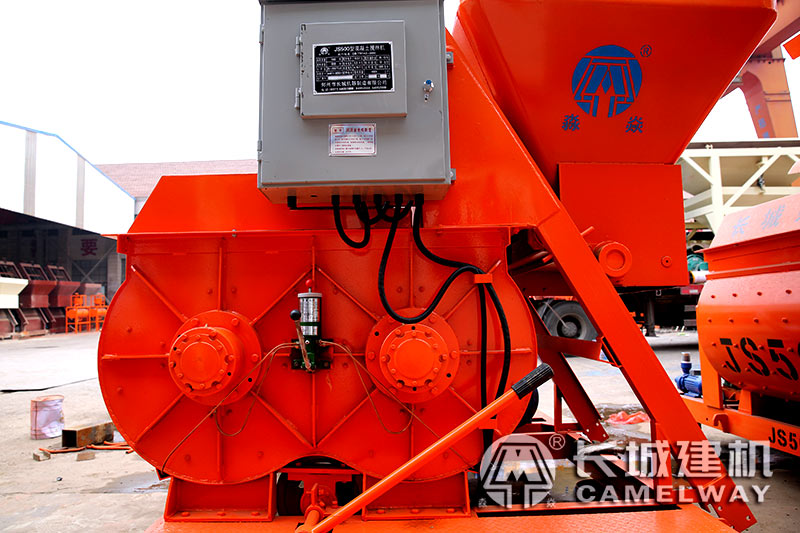 js500攪拌機設(shè)備側(cè)面上料