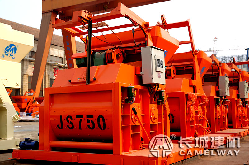 長城750攪拌站設(shè)備廠區(qū)