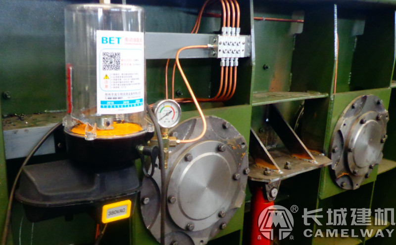 攪拌軸端加油圖片