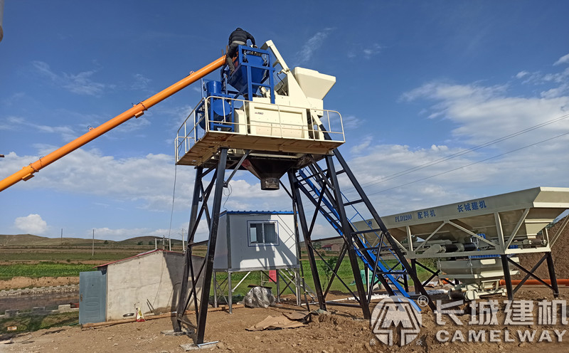 750混凝土攪拌站每小時(shí)有多大產(chǎn)量？